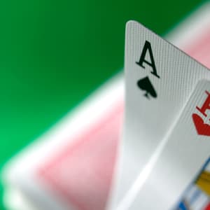 How to Count Cards in Blackjack 2023